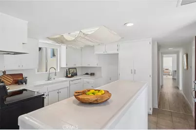 510 Avocado, Newport Beach, CA 92625 - Photo 7