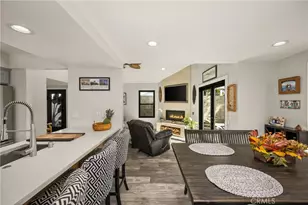 512 Oceanhill, Huntington Beach, CA 92648 - Photo 3