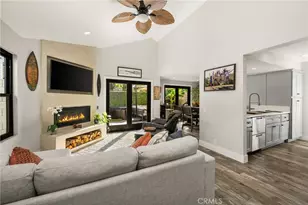 512 Oceanhill, Huntington Beach, CA 92648 - Photo 17