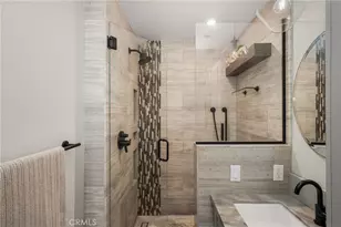 512 Oceanhill, Huntington Beach, CA 92648 - Photo 9
