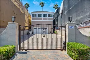 923 E Balboa Blvd, Newport Beach, CA 92661 - Photo 1