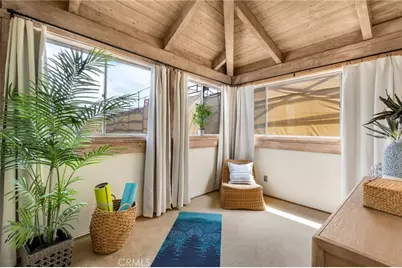 920 E Oceanfront, Newport Beach, CA 92661 - Photo 27