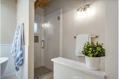 920 E Oceanfront, Newport Beach, CA 92661 - Photo 21