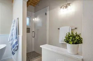 920 E Oceanfront, Newport Beach, CA 92661 - Photo 21