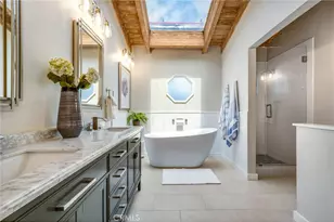 920 E Oceanfront, Newport Beach, CA 92661 - Photo 19