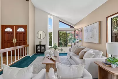 21 Glorieta, Irvine, CA 92620 - Photo 5