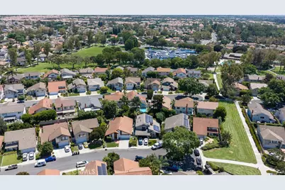 21 Glorieta, Irvine, CA 92620 - Photo 37