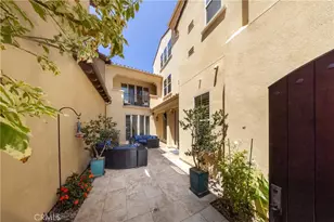 8454 Hibiscus, Huntington Beach, CA 92646 - Photo 3