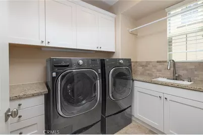 8454 Hibiscus, Huntington Beach, CA 92646 - Photo 21