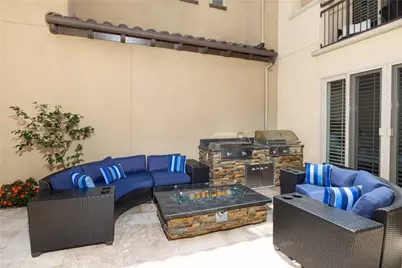8454 Hibiscus, Huntington Beach, CA 92646 - Photo 5