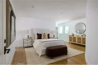 2572 Bayshore Drive, Newport Beach, CA 92663 - Photo 41