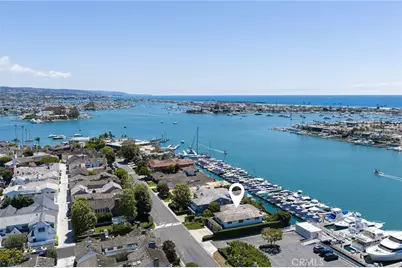 2572 Bayshore Drive, Newport Beach, CA 92663 - Photo 3