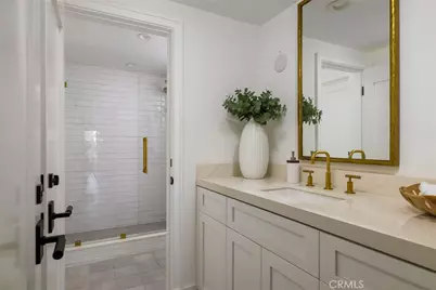 2572 Bayshore Drive, Newport Beach, CA 92663 - Photo 29