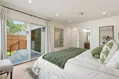 1710 Phillips Way, Los Angeles, CA 90042 - Photo 27