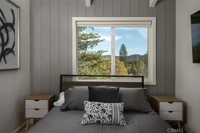 27555 North Bay, Lake Arrowhead, CA 92352 - Photo 29