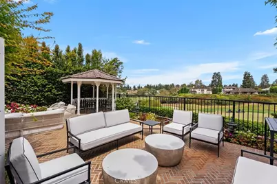 18 Rue Grand Vallee, Newport Beach, CA 92660 - Photo 15