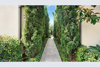 102 Painted Trellis, Irvine, CA 92620 - Photo 27