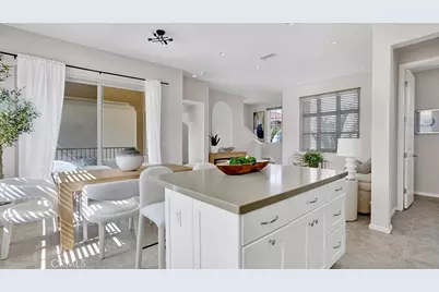 102 Painted Trellis, Irvine, CA 92620 - Photo 13
