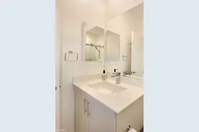 854 S Harbor Blvd, Santa Ana, CA 92704 - Photo 37