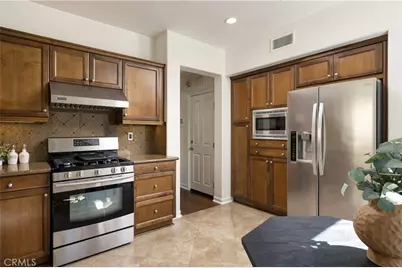 51 Bower Tree, Irvine, CA 92603 - Photo 15