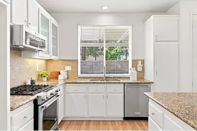 8 Dahlia, Irvine, CA 92618 - Photo 9