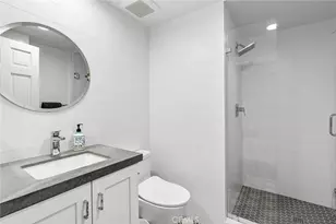 224 Coral, Newport Beach, CA 92662 - Photo 29