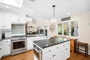 224 Coral, Newport Beach, CA 92662 - Photo 19