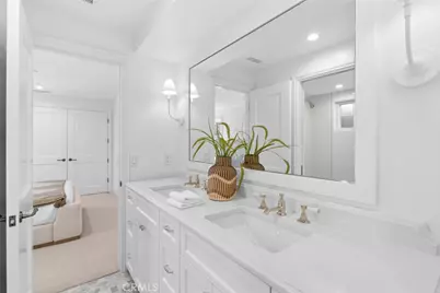 1105 N Bay Front, Newport Beach, CA 92662 - Photo 23