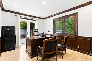1000 Dover Dr, Newport Beach, CA 92660 - Photo 35