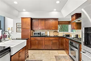1000 Dover Dr, Newport Beach, CA 92660 - Photo 13