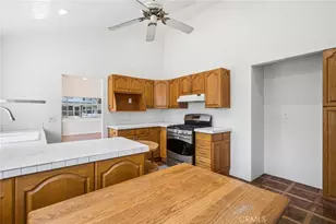 284 E 18th, Costa Mesa, CA 92627 - Photo 13