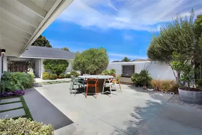927 Bellis Street, Newport Beach, CA 92660 - Photo 3
