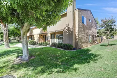 122 Tamarisk, Redlands, CA 92373 - Photo 3