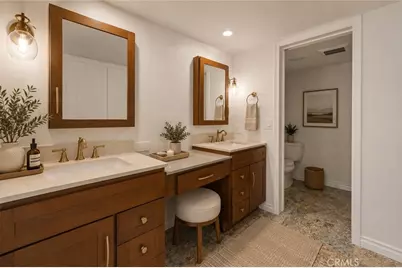 2700 E Panorama Drive #208, Signal Hill, CA 90755 - Photo 19