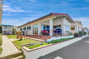 35 Saratoga, Newport Beach, CA 92660 - Photo 3