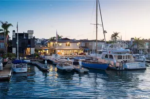 1114 E Balboa Blvd, Newport Beach, CA 92661 - Photo 1