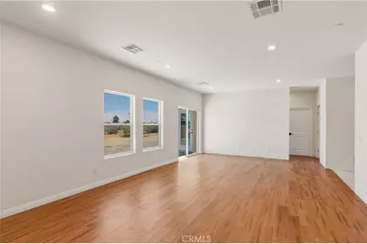 13360 Santa Ysabel Drive, Desert Hot Springs, CA 92240 - Photo 9