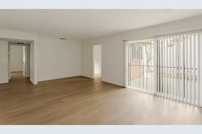 9201 Wakefield Ave #1, Panorama City, CA 91402 - Photo 7