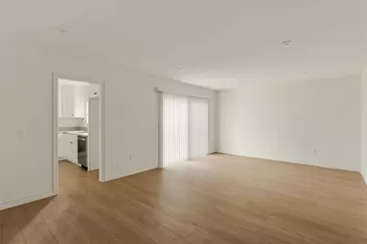 9201 Wakefield Ave #1, Panorama City, CA 91402 - Photo 5