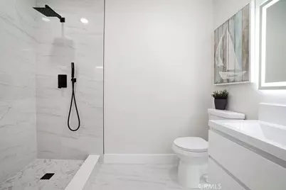 209 N Dahlia Drive, Anaheim, CA 92801 - Photo 17