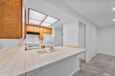 16932 Pacific Coast Highway #102, Huntington Beach, CA 92649 - Photo 11
