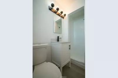 1512 W 5th, Santa Ana, CA 92703 - Photo 9