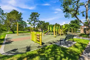 52 Acacia Tree Ln, Irvine, CA 92612 - Photo 49