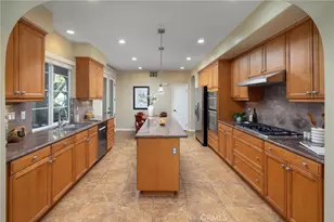 21245 Baeza, Huntington Beach, CA 92648 - Photo 9