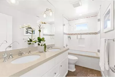118 Sapphire, Newport Beach, CA 92662 - Photo 31