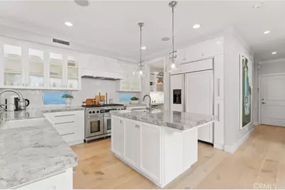 118 Sapphire, Newport Beach, CA 92662 - Photo 9