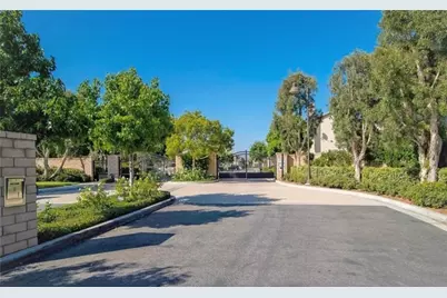 2519 Cornerstone, Costa Mesa, CA 92626 - Photo 25