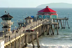 200 Pacific Coast Hwy, Huntington Beach, CA 92648 - Photo 17