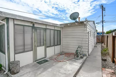 278 Santo Tomas, Costa Mesa, CA 92627 - Photo 31