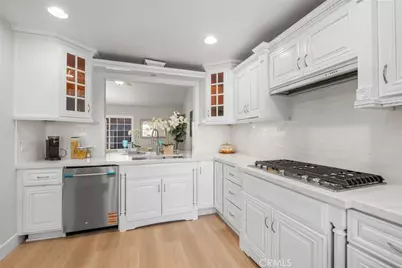 31 Columbus, Irvine, CA 92620 - Photo 5
